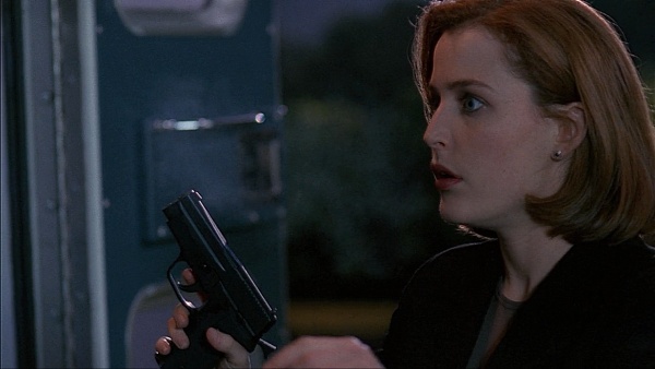 The X-Files - Season 4 - Internet Movie Firearms Database - Guns in Movies,  TV and Video Games