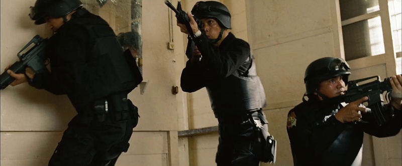 File:The Bourne Legacy Official Theatrical Trailer 000091216.jpg
