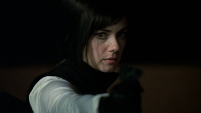 Mia Kirshner - Internet Movie Firearms Database - Guns in Movies, TV and  Video Games