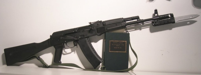 File:AK-74 with knife bayonet.jpg