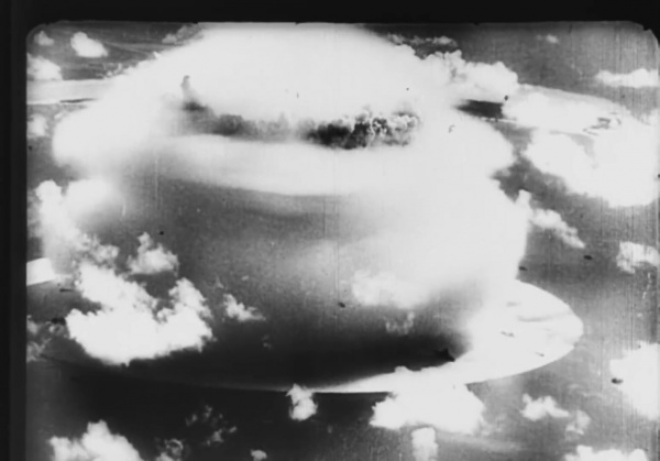 Zerkalo1974NuclearExplosion02.jpg