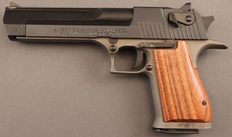 File:IMI Desert Eagle with Two Tone & Wooden Grips.jpg